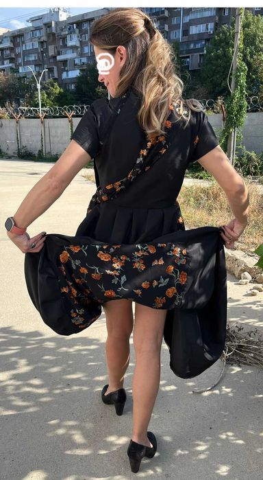 Rochita unicat Amaryllis creatoare Cristina Cernei