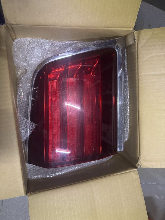 Задние фары Lexus 570-й