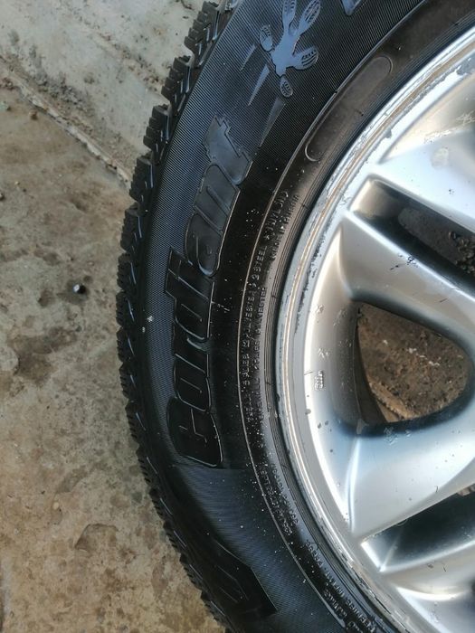 Шины шипованные (с дисками)