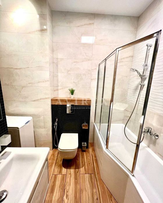 Дава се под наем Двустаен апартамент в Пловдив, Кючук Париж - 60 кв.м за 280.5 € - Снимка #1