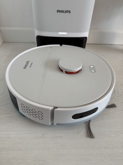 Aspirator robit Philips 2100 cu functie mop