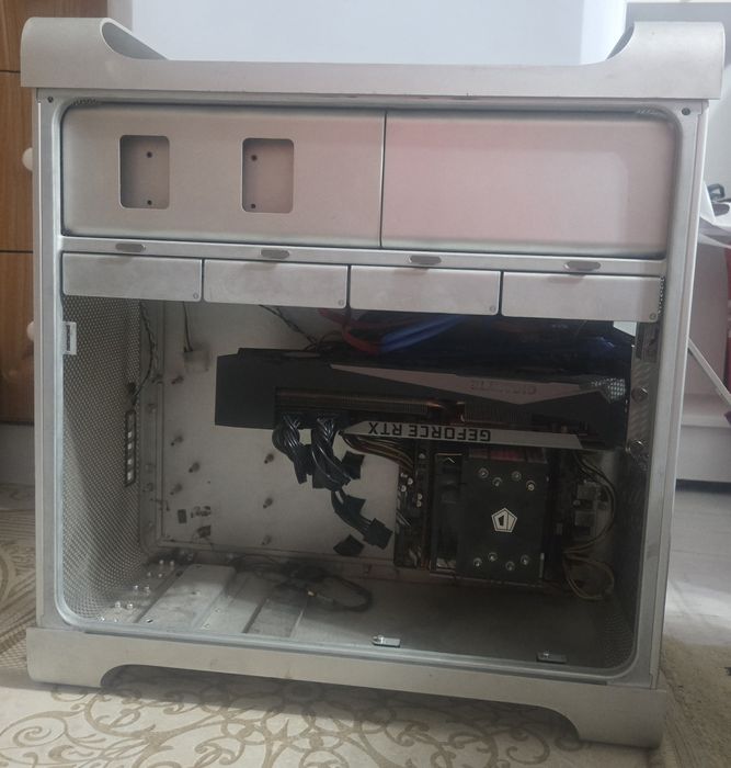 Корпус Mac Pro 2008 с блоком питания