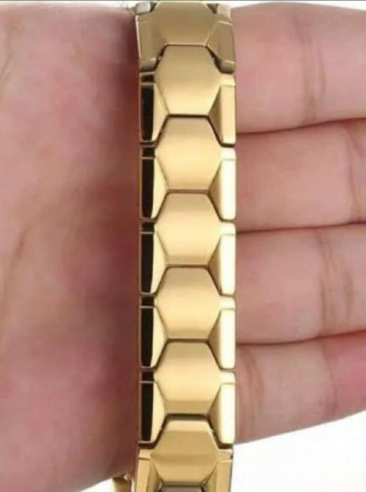 Невероятна масивна златиста магнитна гривна Меркатор с германий 25.56