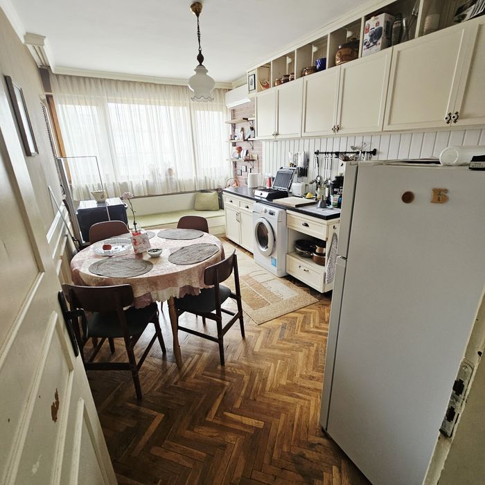 Апартамент Несебър