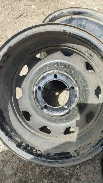 Диски на Уаз r16
