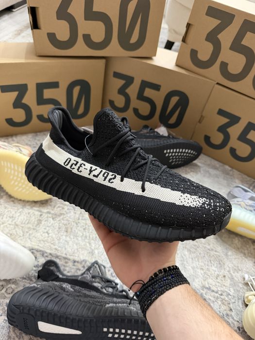 Adidasi Yeezy Boost 350 V2 / Premium / Full box