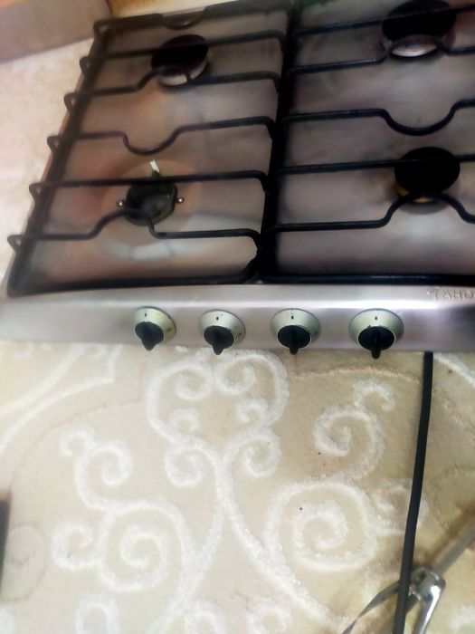 продается  встроенный духовка