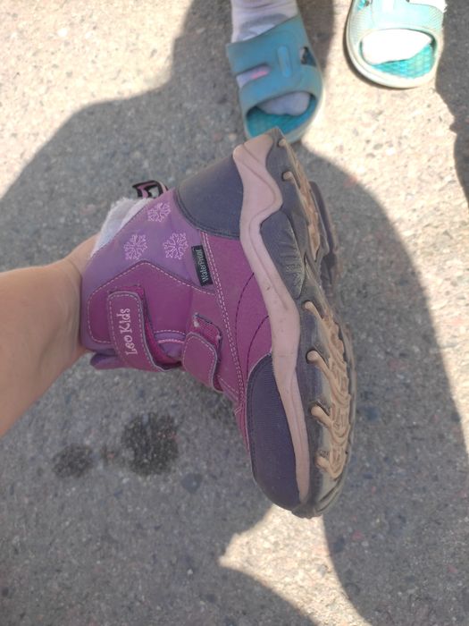 Продам детскую обувь для девочеки