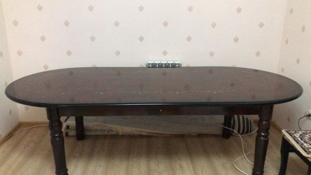 Продам стол 2,5 метра