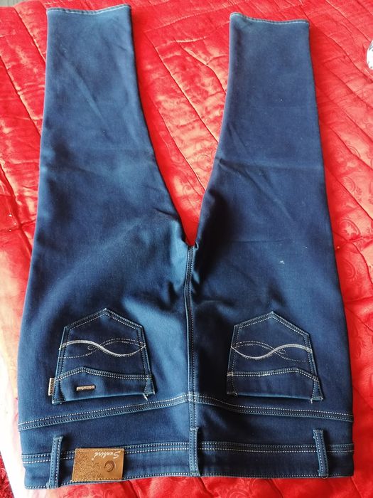 Pantalon blug  vătuiți marimea 38