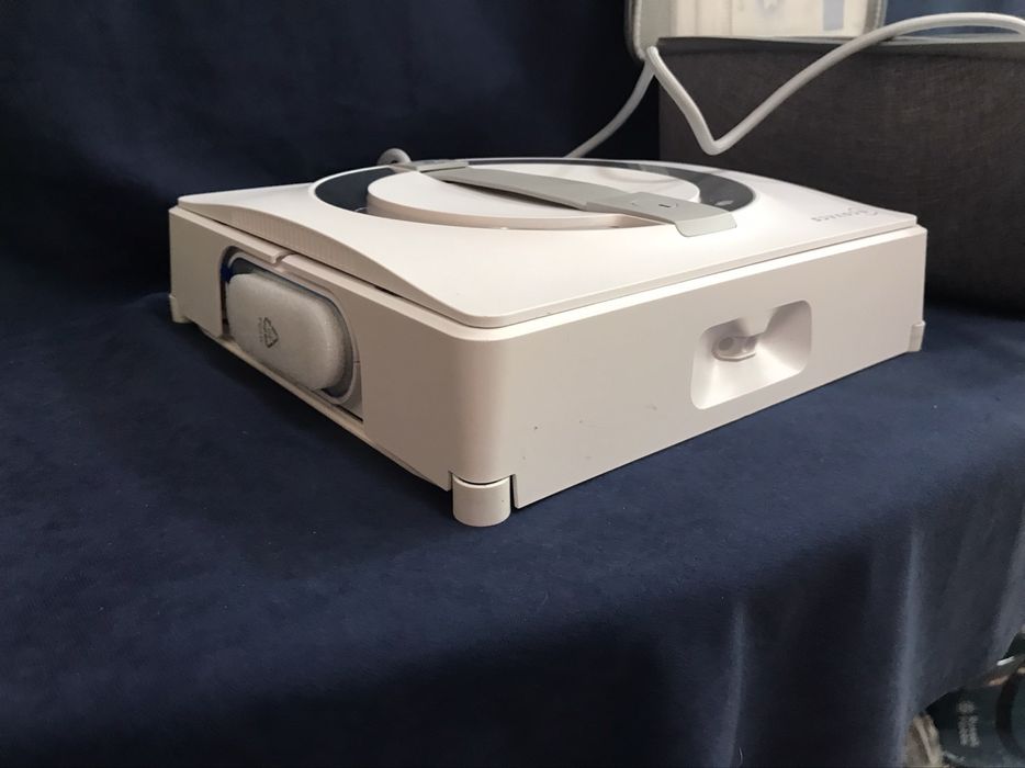 Ecovacs WINBOT W2 PRO Робот за прозорци