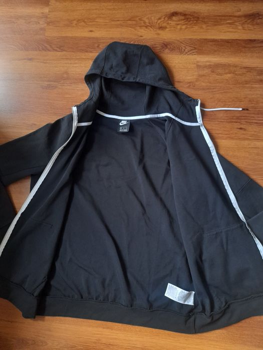 Nike мъжки суичър XL размер.