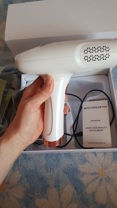 Фотоэпилятор в отличном состоянии