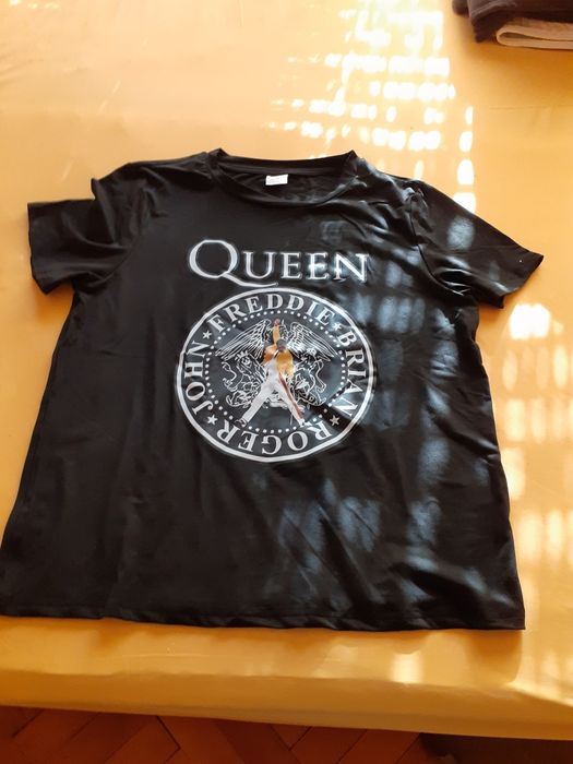 Тениски с щампа Куин