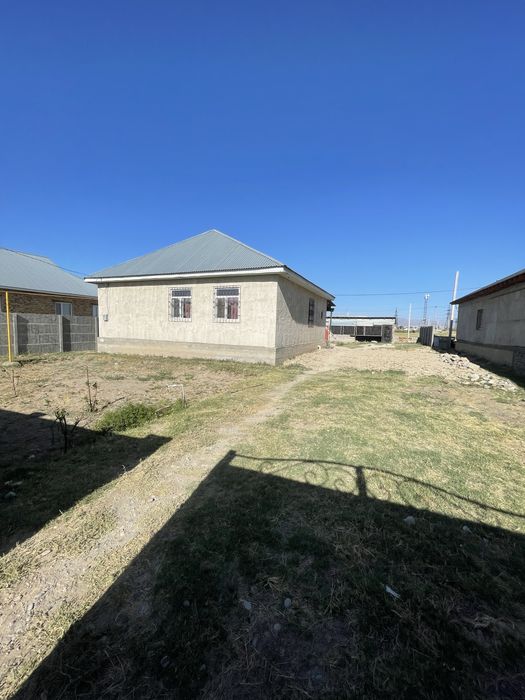 Продам дом городская прописка,