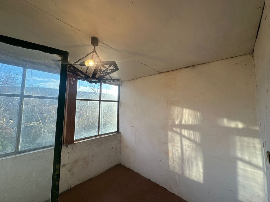 Продава се Къща в Ловеч, Червен бряг - 61 кв.м за 159 €/кв.м - Снимка #1