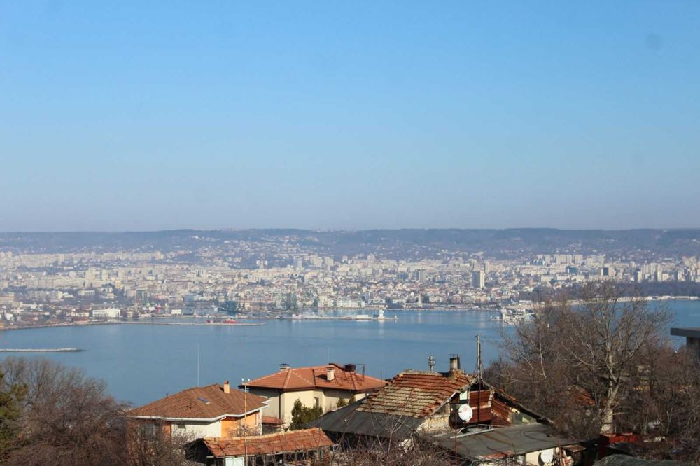 Продава се Къща в Варна, Галата - 380 кв.м за 1422 €/кв.м - Снимка #14