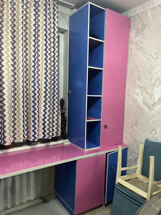 Шкаф в хорошем состояние