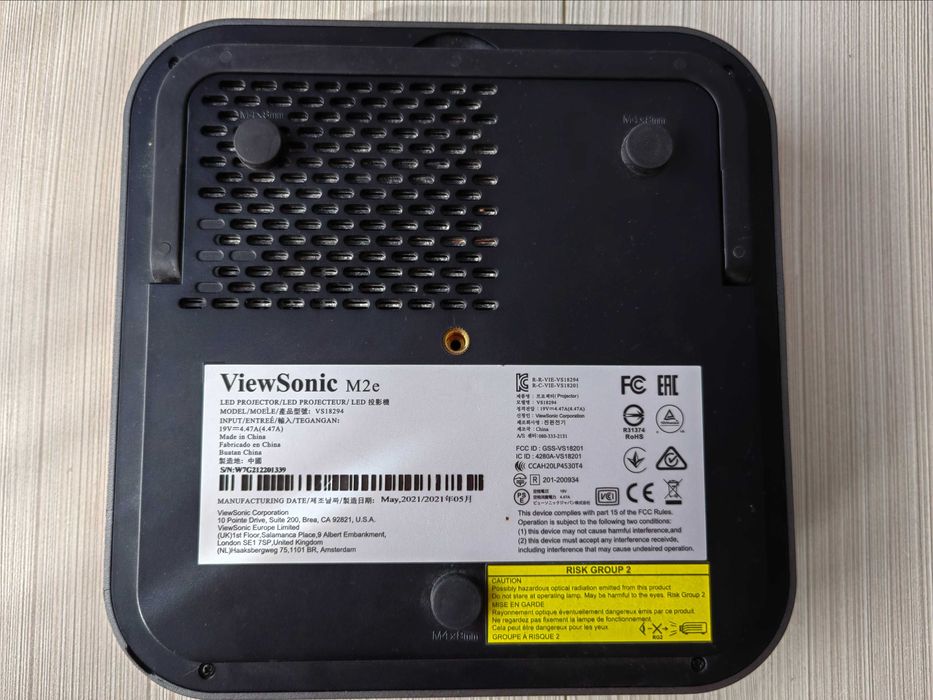 Videoproiector ViewSonic M2E, 1000 lumeni, Smart Wi-Fi, LED Full HD