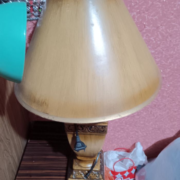 Продам настольные лампы.