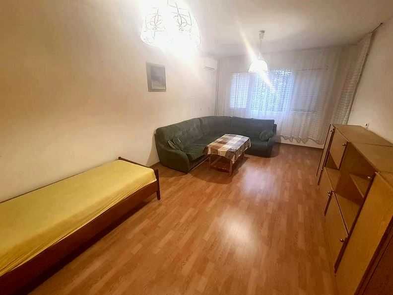 Дава се под наем Двустаен апартамент в Бургас, Славейков - 66 кв.м за 178.5 € - Снимка #5