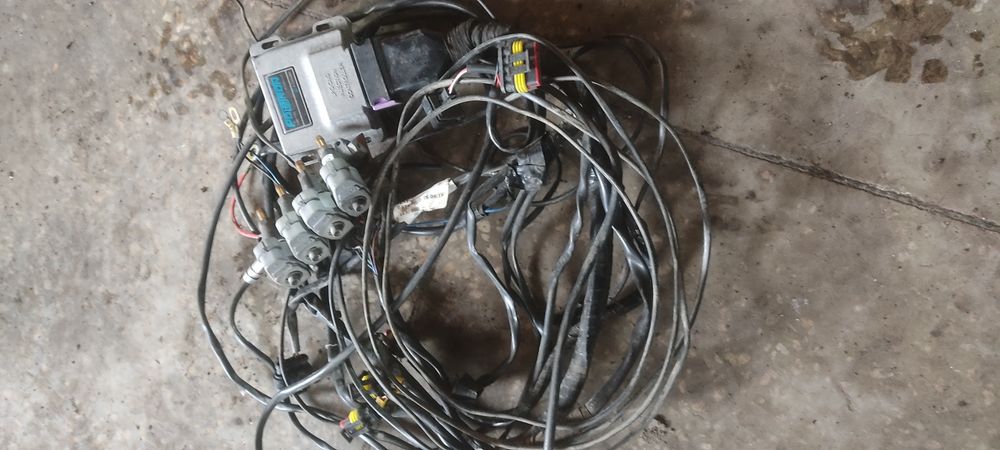 Редуктор, баллон, ЭБУ ГБО