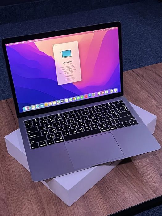 MacBook Air 2019 Core i5 Продам Макбук Эйр 2019