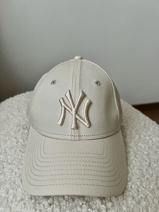 Шапка с козирка New Era