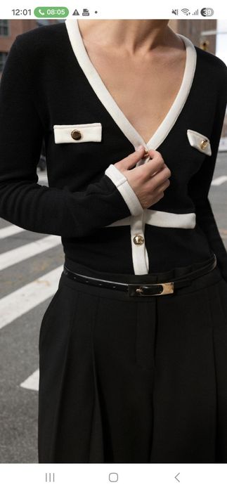 Cardigan cu nasturi aurii Zara