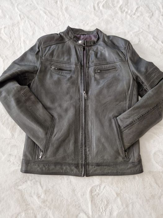 Vand geaca de piele marime M