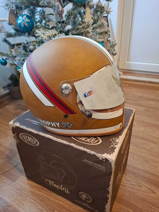 Casca Premier Trophy Platinum Edition