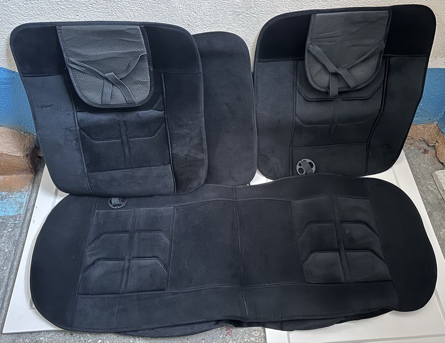 Чехлы универсальные в отличном состоянии