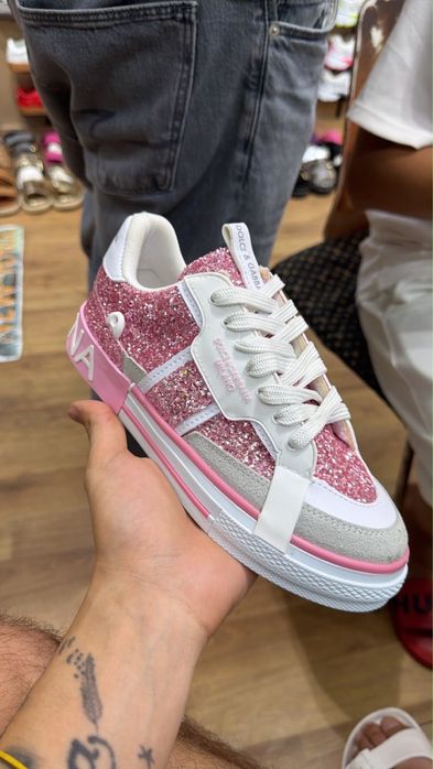 Adidasi  dolce gabbana nr 38