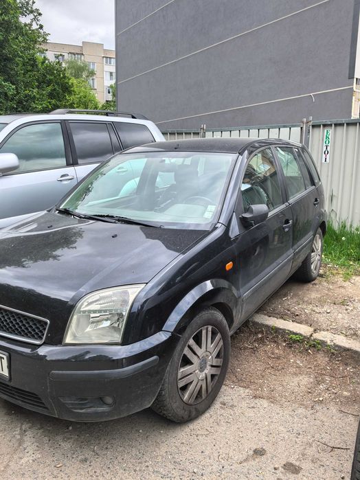 Продава Ford Fusion