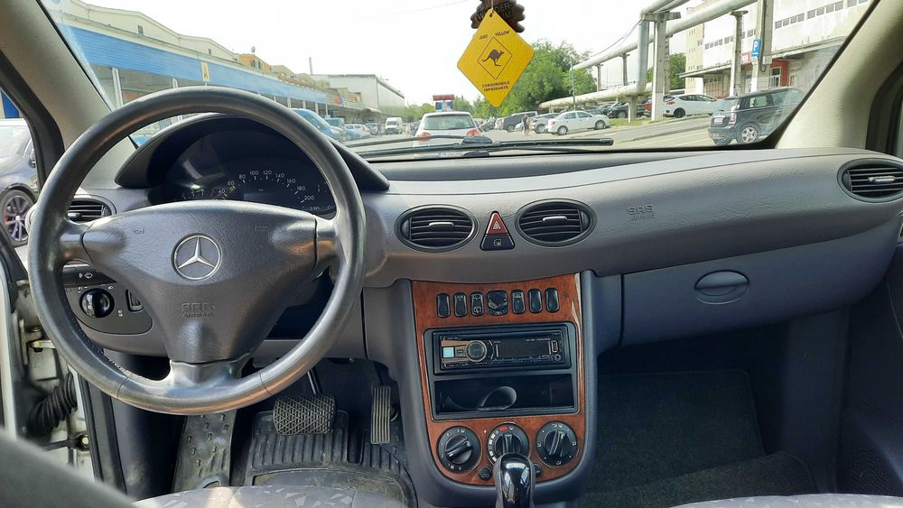 MERCEDES-BENZ A-Class 2004 — imagine 5