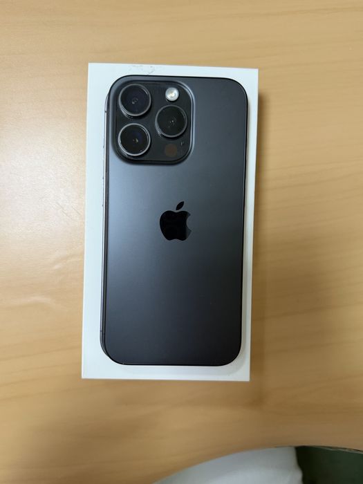 iPhone 15 Pro 128 GB Black Titanium