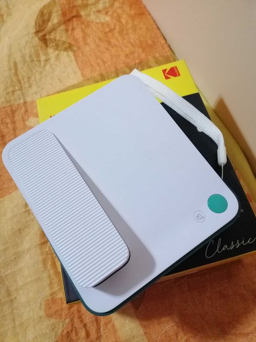 Фотоапарат за моментни снимки Kodak Smile Classic - зелен