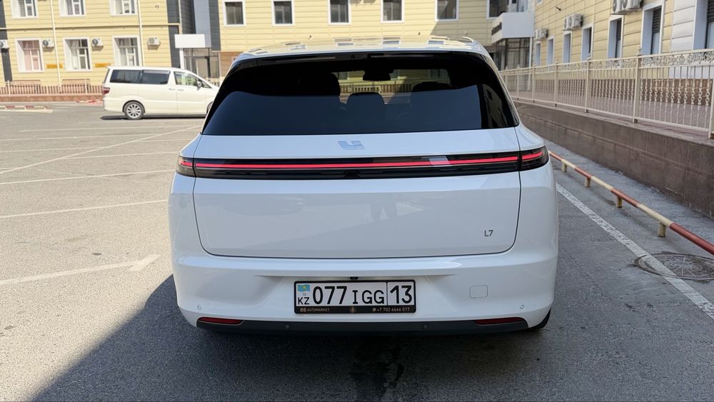 Продам автомобиль лисян л7 макс