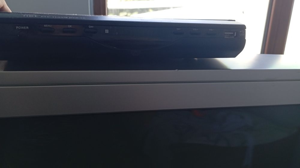 Телевизор LG 2008года выпуска