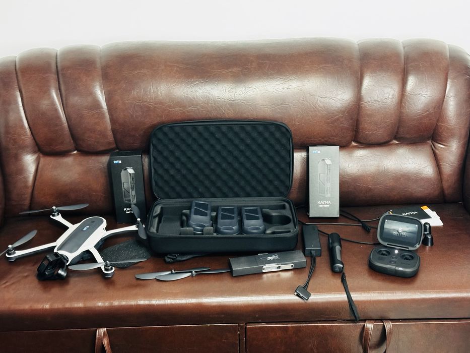 Kit complet-dronă Nouă GoPro KARMA - doar testată - full accesorii
