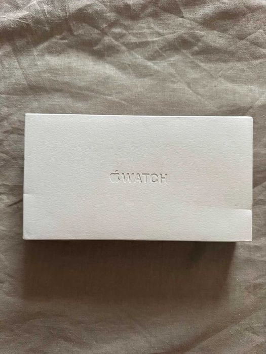 Apple Watch Ultra 2 49mm Natural Titanium - *Запечатан - Чисто Нов* / Гаранция след активация/