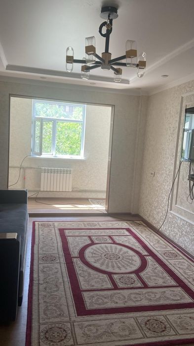 2 комнатная квартира в 11 мкр