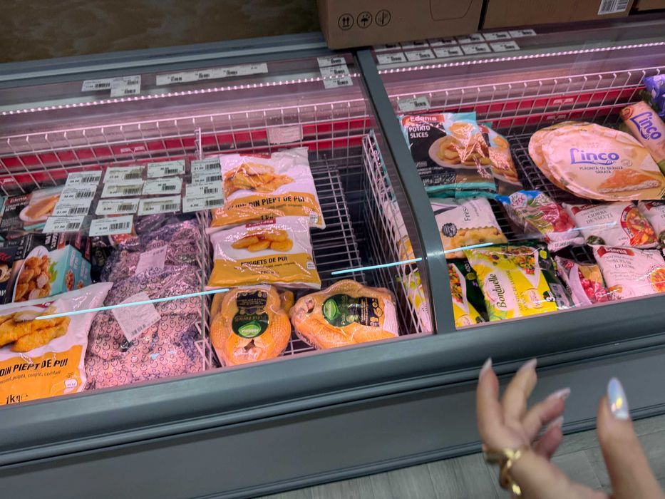 Ladă frigorifică 2’50 pe 90 lățime