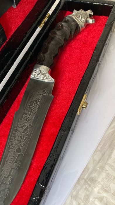 Продам нож новый