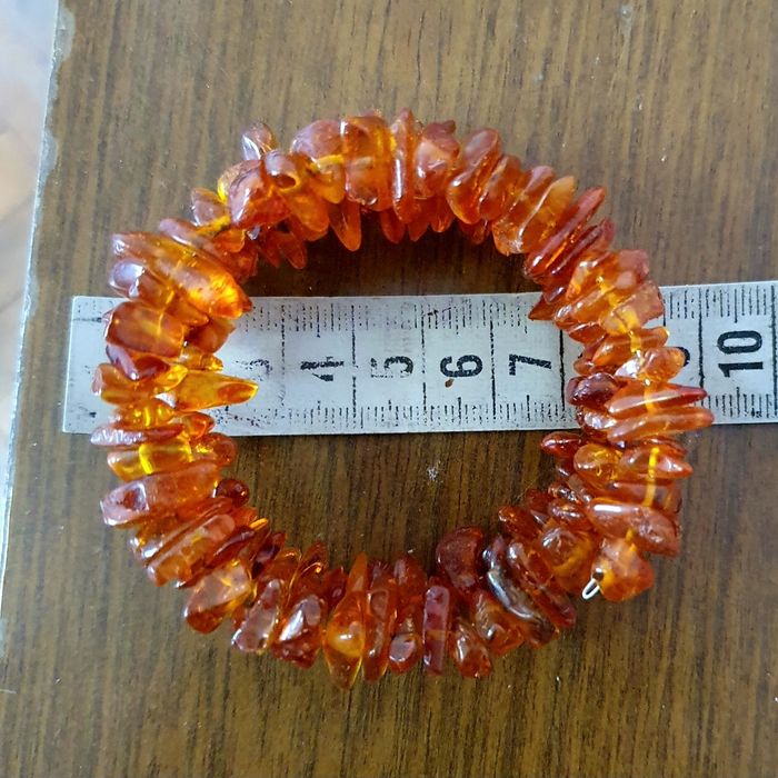 Бижута от кехлибар