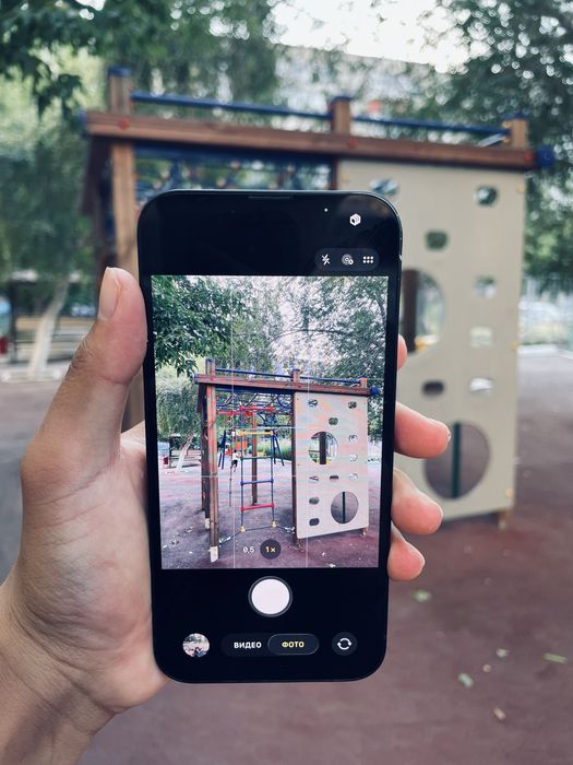 iPhone 13 без ремонта