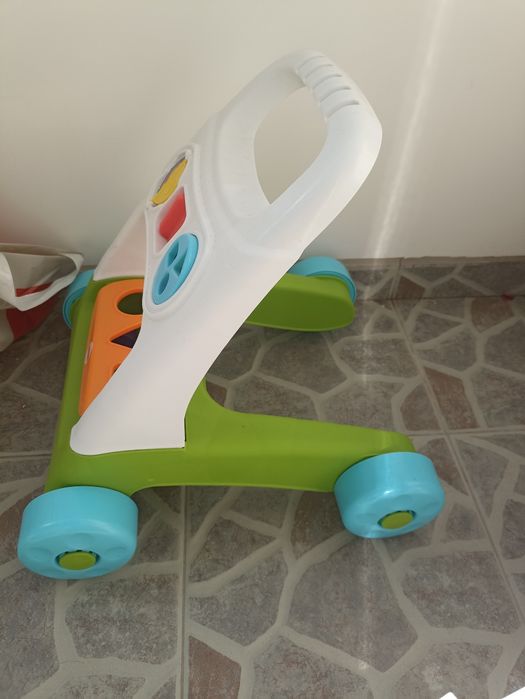 Уолкър и сортер 2 в 1 Fisher price