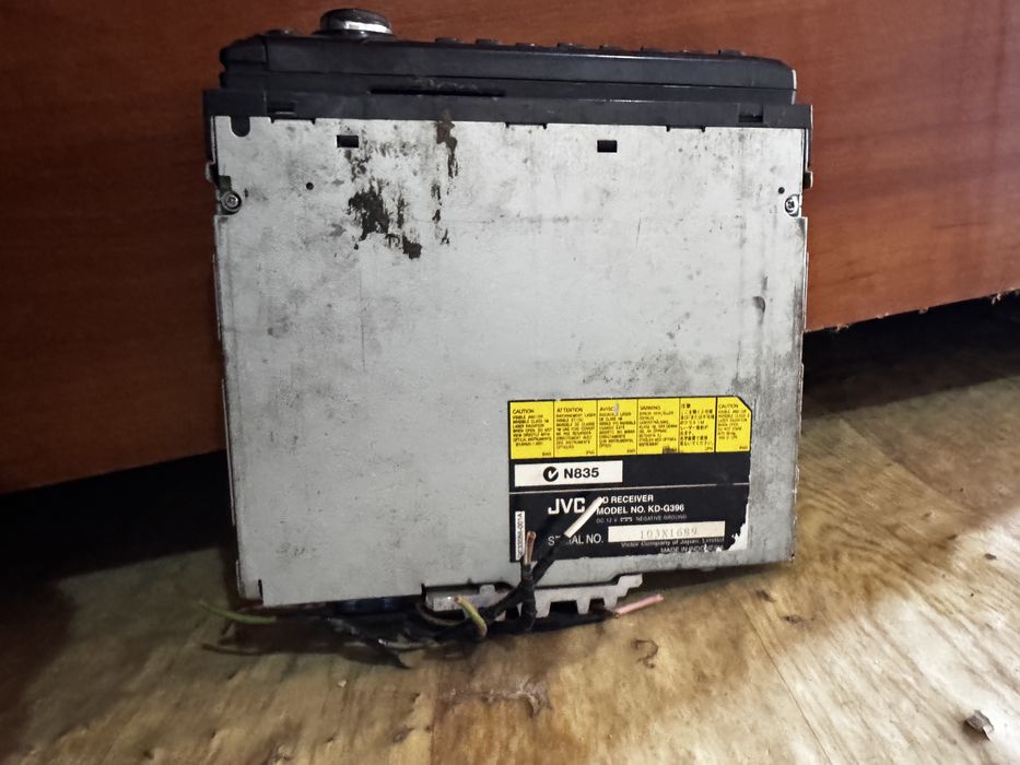 Продам магнитоллу JVC