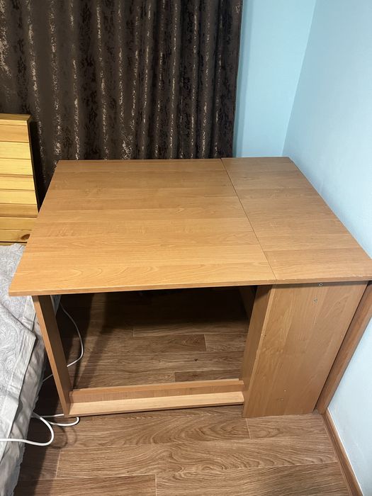 Стол книжка …………