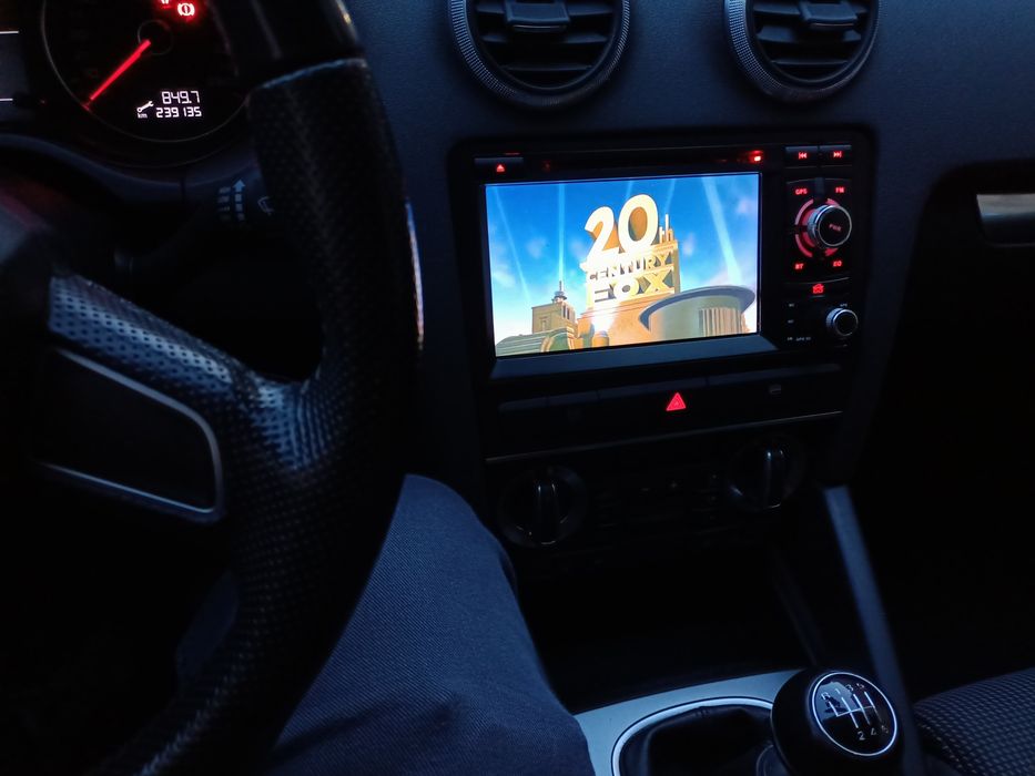 Audi A 3 Rosu  2009 (schimb cu moto)